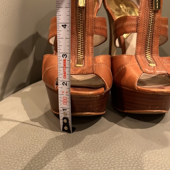 Michael Kors Sexy Platform Open Toe Heel Shoes with Zipper Hardware Accent - Picture 9 of 11